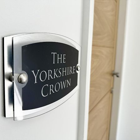 The Yorkshire Crown - Luxury Apartment - Free Parking Nearby Harrogate Extérieur photo